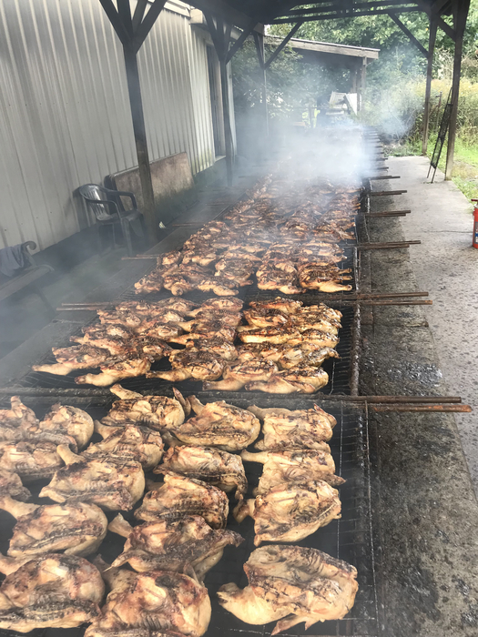 Chicken BBQ to benefit our Seniors!  Pick up your chicken at the Homecoming game!